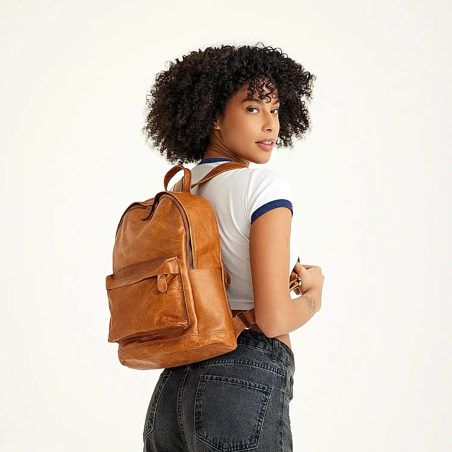 El Yapımı Deri Sırt Çantası