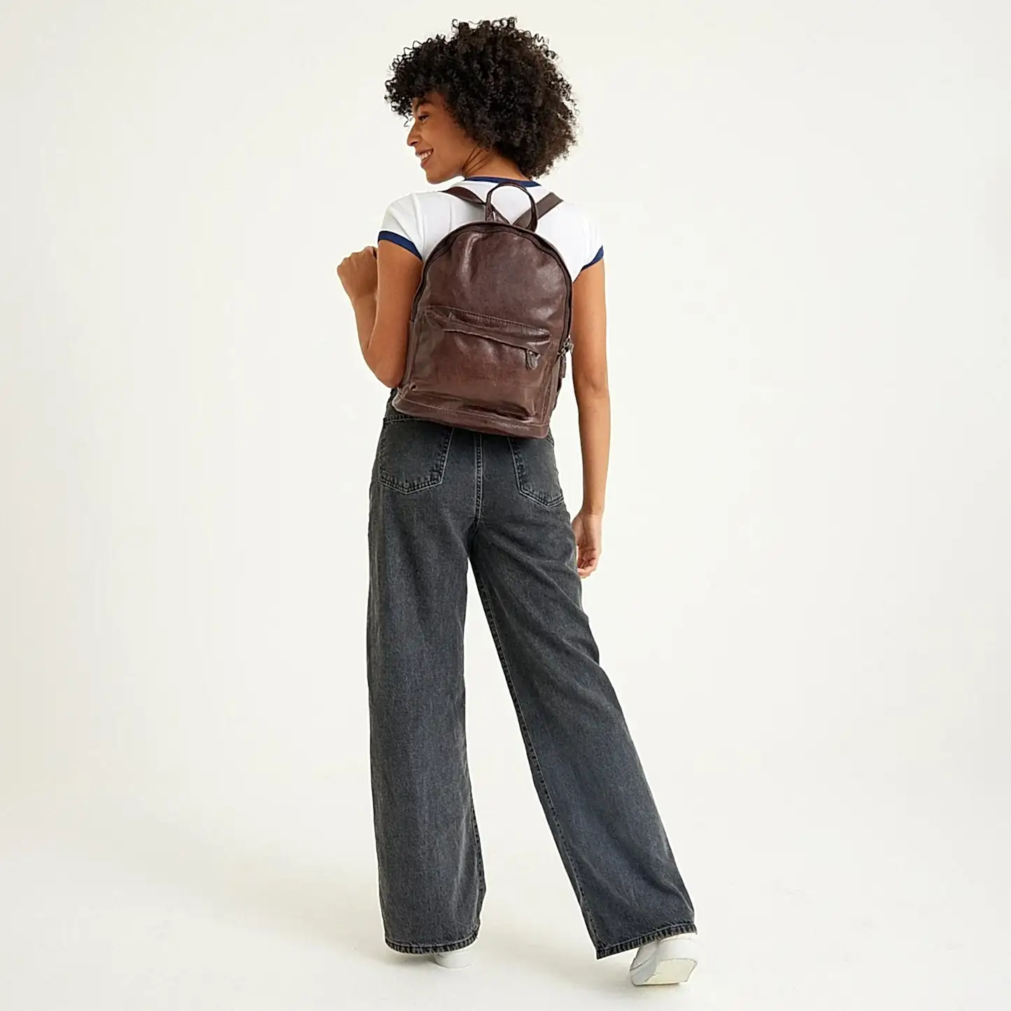 SIRT ÇANTASI - ERİVAN - M