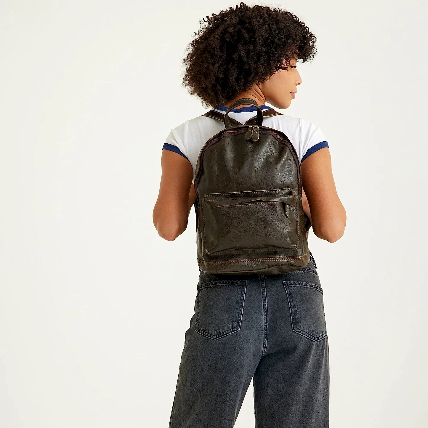 SIRT ÇANTASI - ERİVAN - M