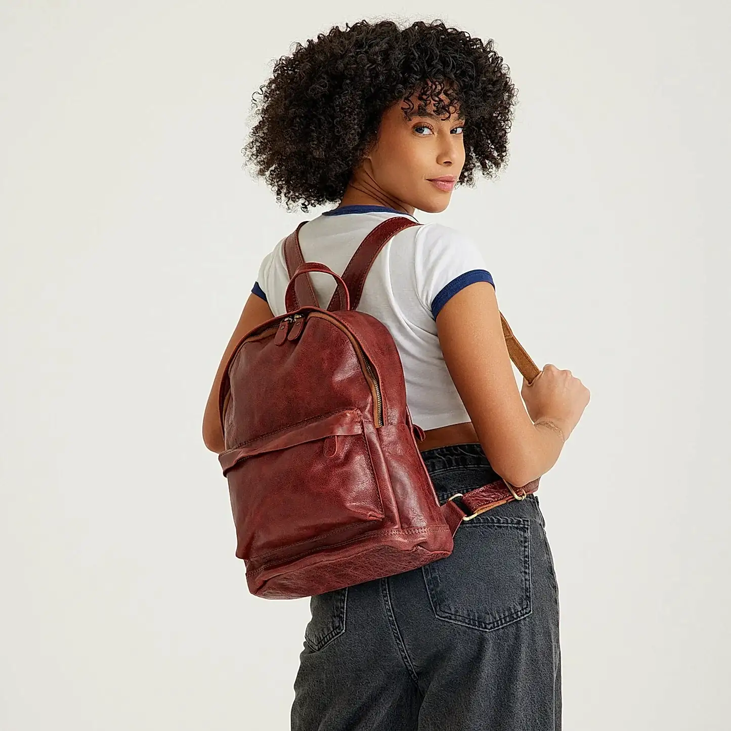 SIRT ÇANTASI - ERİVAN - M