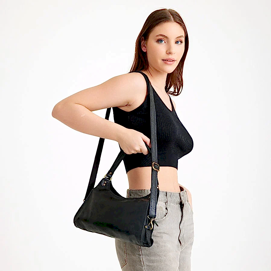 POSTACI ÇANTASI - SORIA