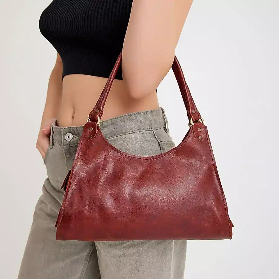 POSTACI ÇANTASI - SORIA