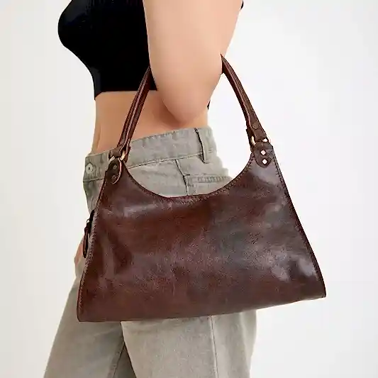 POSTACI ÇANTASI - SORIA